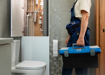 When should you get emergency plumber service?